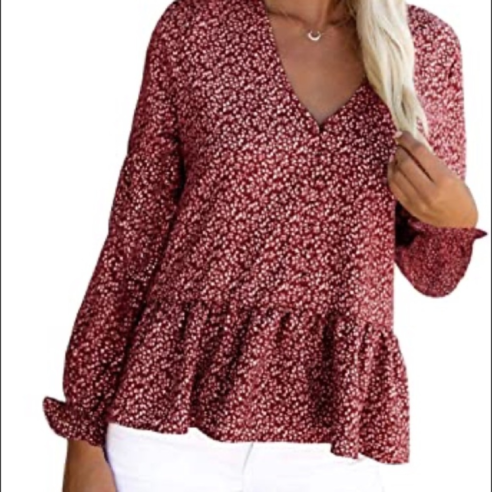 NWOT Red peplum top